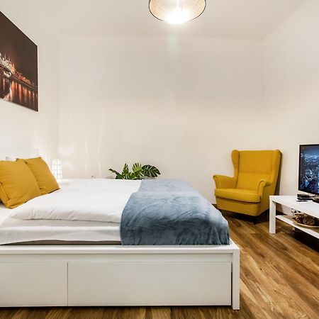 Quiet And Cozy Apartment Near The Danube บูดาเปสต์ ภายนอก รูปภาพ