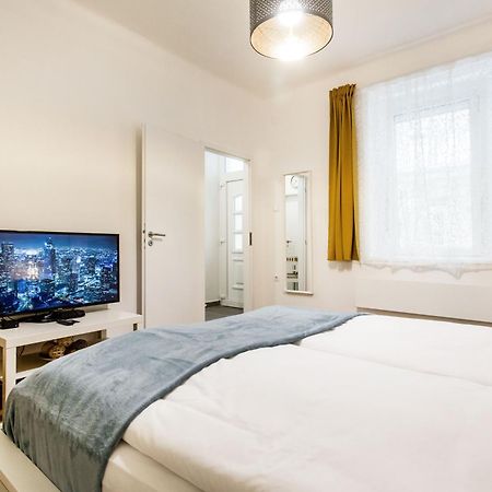 Quiet And Cozy Apartment Near The Danube บูดาเปสต์ ภายนอก รูปภาพ