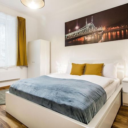 Quiet And Cozy Apartment Near The Danube บูดาเปสต์ ภายนอก รูปภาพ